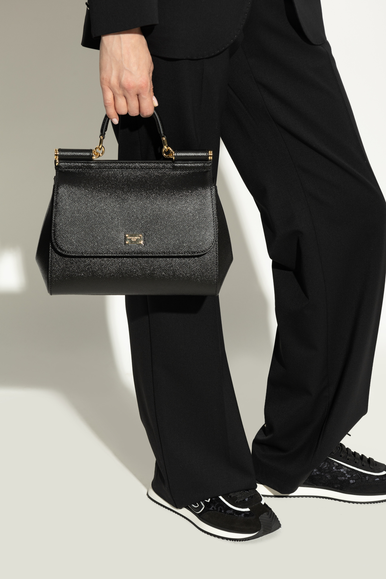 Black Handbag 